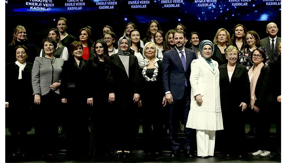 TİKAD Başkanı Nilüfer Bulut, T.C. Enerji ve Tabii Kaynaklar Bakanlığı evsahipliğinde 6 Mart'ta gerçekleştirilen "Türkiye'ye Enerji Veren Kadınlar" etkinliğinde jüri üyesi oldu.