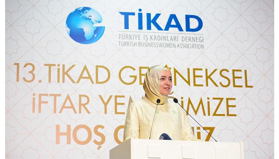 Aile ve Sosyal Politikalar Bakanı Fatma Betül Sayan Kaya TİKAD iftarında bir konuşma yaptı.